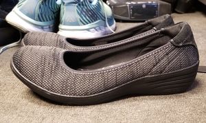 Used once (indoors) Sketchers grey sz 11